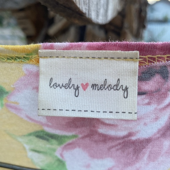 Lovely Melody Pink and Yellow Flutter Sleeve Blouse - Picture 2 of 3